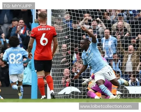 英超激战：里昂狂胜曼联五球惨败引发全场震动